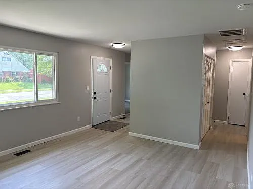 2014 Vermont Dr — Photo 7