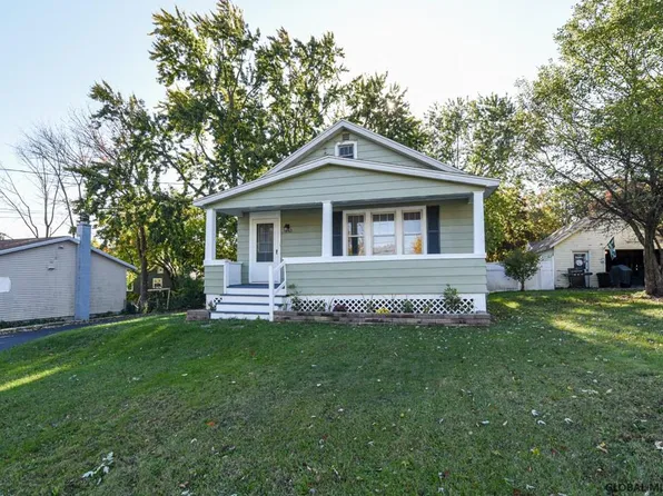1252 Frantzke Ave, Schenectady, NY 12308