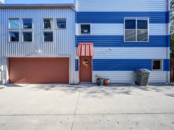 1214 Urban Lofts Dr, Dallas, TX 75215