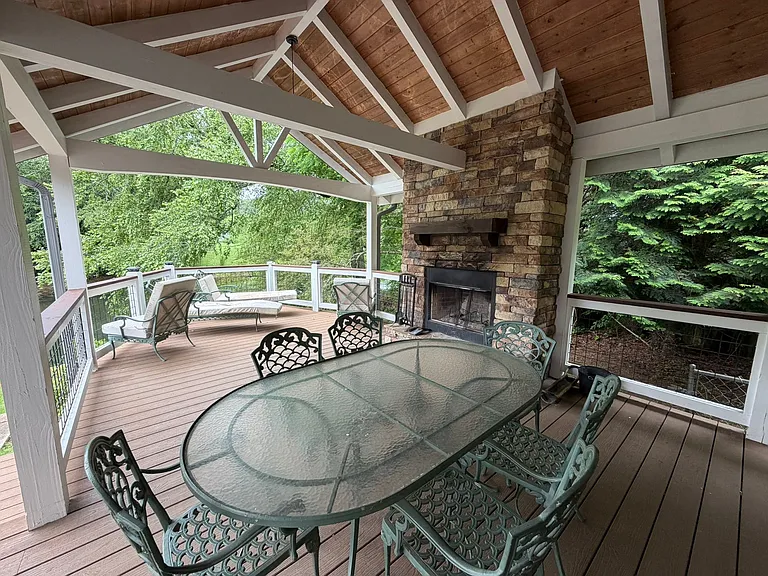 278 Toccoa Ave — Photo 22