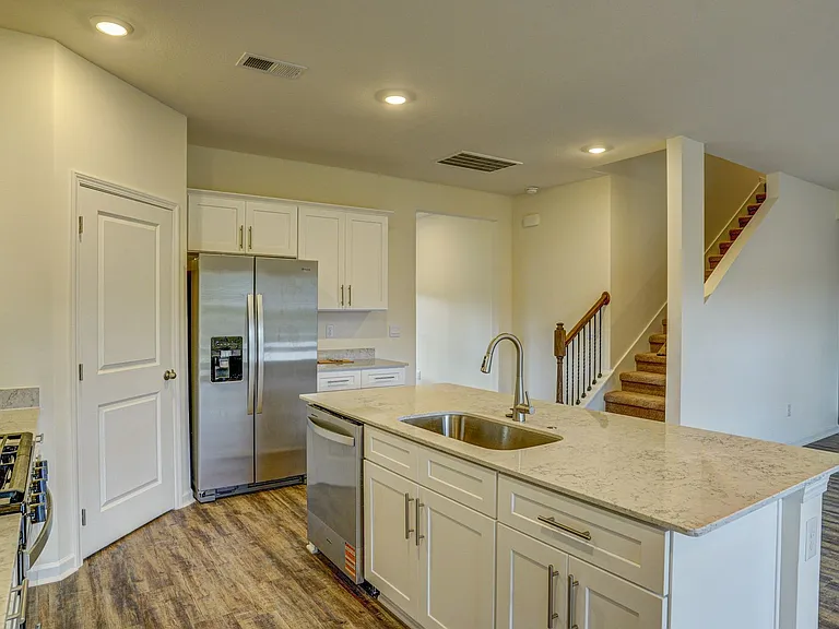 172 Tanasqui Dr — Photo 8