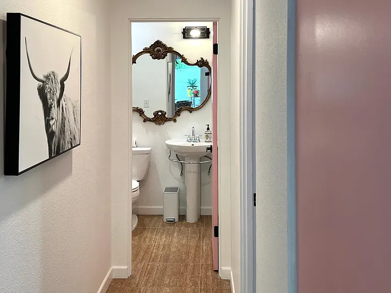 860 E Camino Parocela — Photo 6