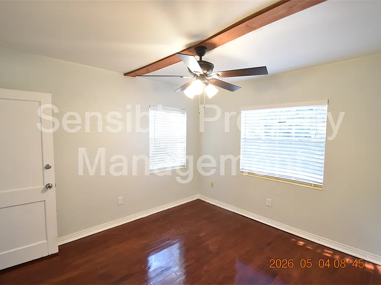 2801 Sanders Dr — Photo 18