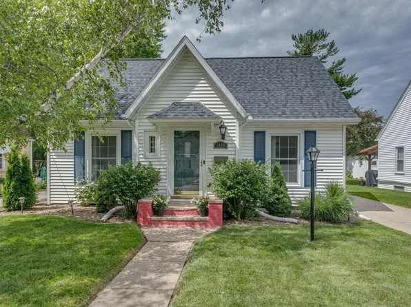 1406 W Commercial St, Appleton, WI 54914