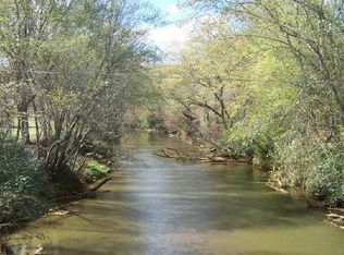 Canoe Bnd, Murphy, NC 28906