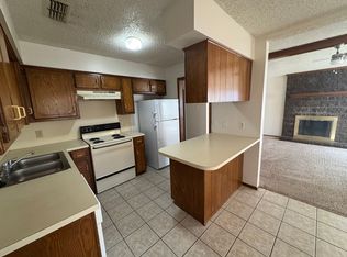 11 Wagnon Dr, Wolfforth, TX 79382