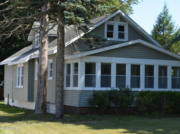 528 CHARLES Street, Glenville, NY 12302