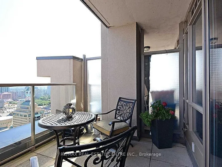 388 Prince Of Wales Dr #3206 — Photo 14