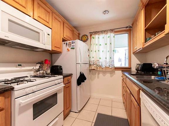 2nd image of 1001 W Stevens Ave Unit 147
