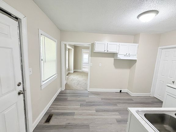 3rd image of 10104 E Golf Ave