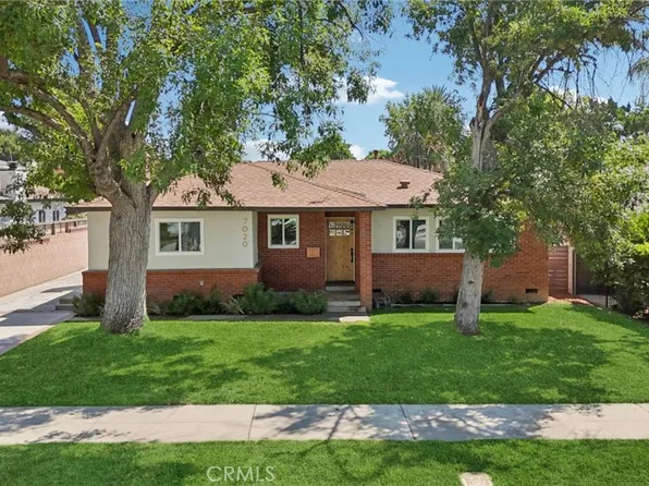 7020 Encino Ave, Van Nuys, CA 91406