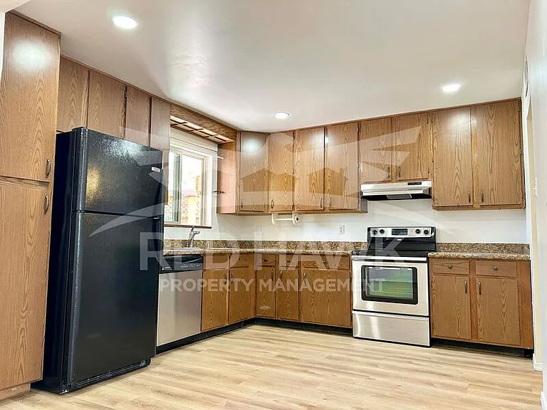 6607 E Sheridan St — Photo 15