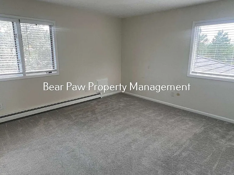 23768 Shooting Star Dr — Photo 10