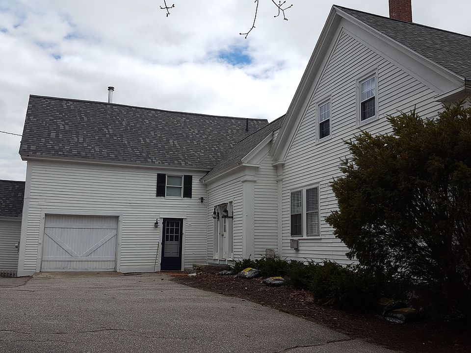 side view of front of house