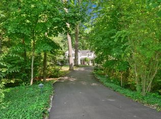 4910 Covington Rd, Fort Wayne, IN 46804