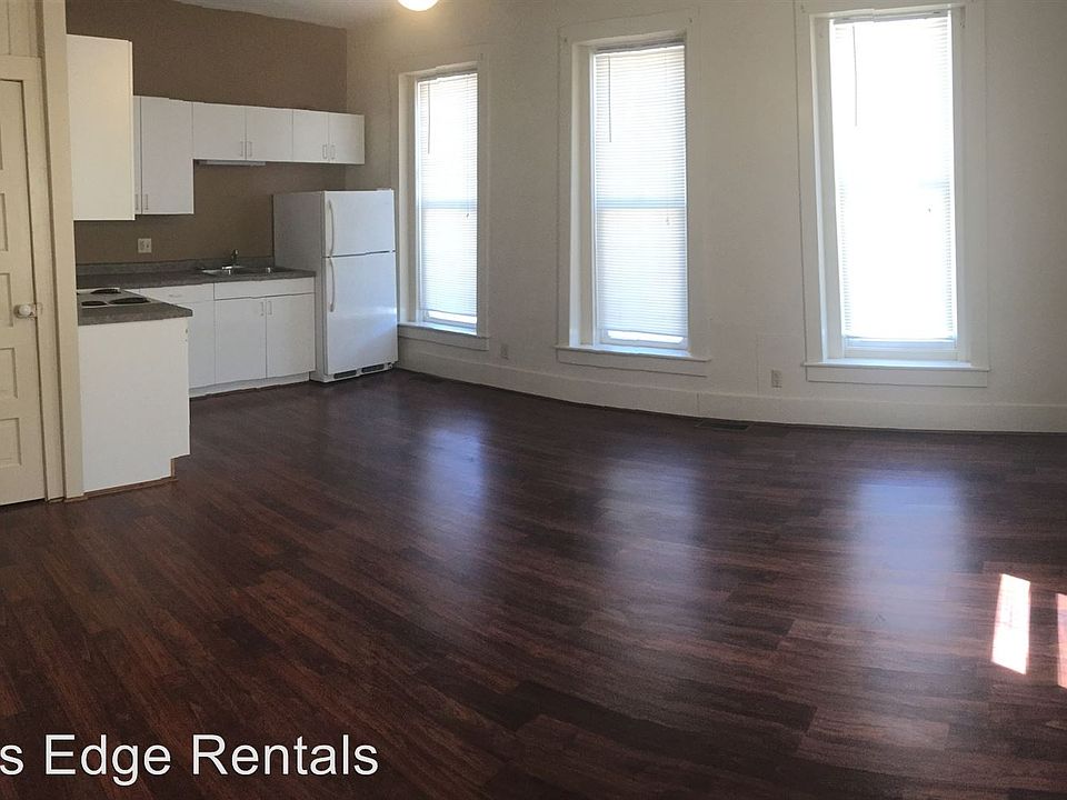2nd image of 499 Court Ave APT 1