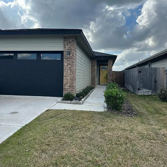 12810 Heddington Grove Ln — Photo 4