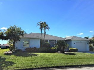 8712 50th Ave W, Bradenton, FL 34210