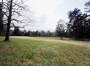 301 Flag Station Rd, Henrico, VA 23238