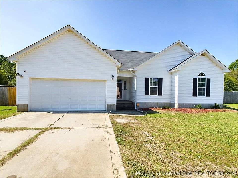1st image of 216 Copper Creek Dr