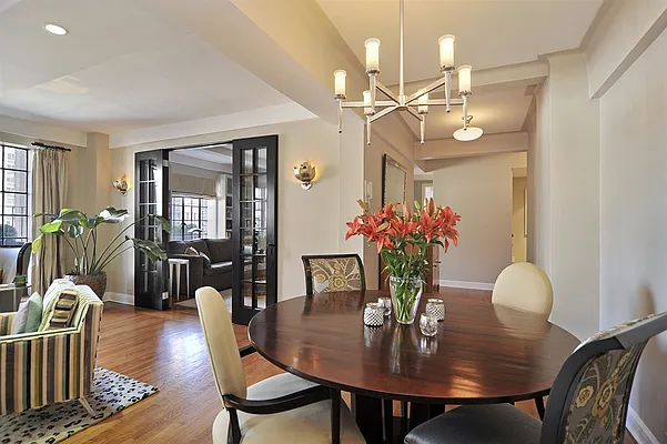 Sold by Corcoran | media 21