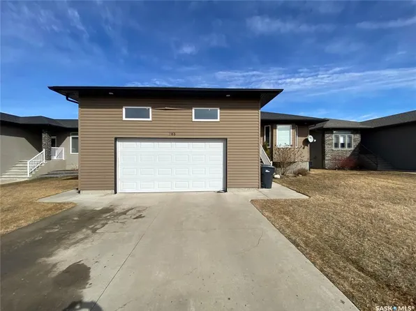 703 Barber CRESCENT, Weyburn, SK S4H 0B9