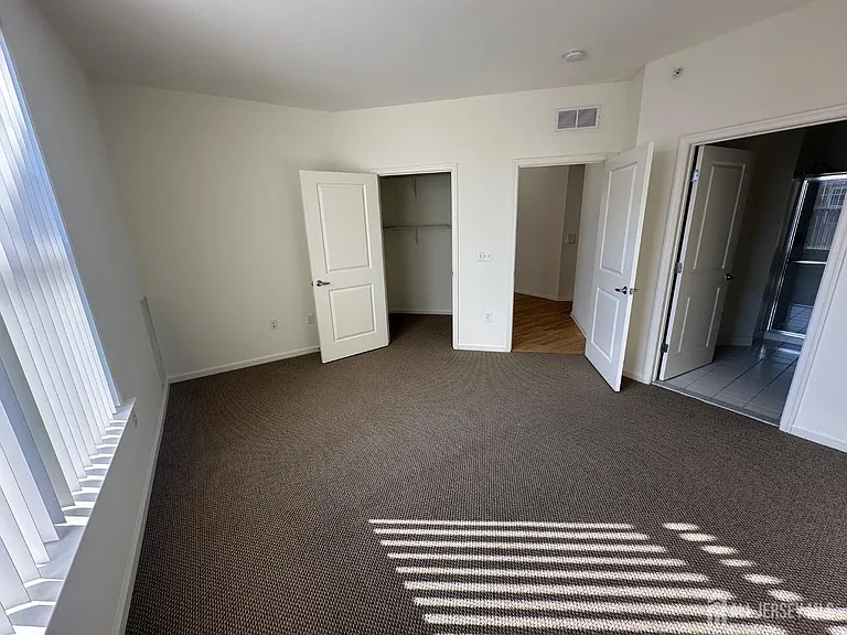50 Roosevelt Ave #4305 — Photo 20