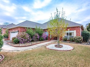 323 Old Hickory St, Hot Springs, AR 71913