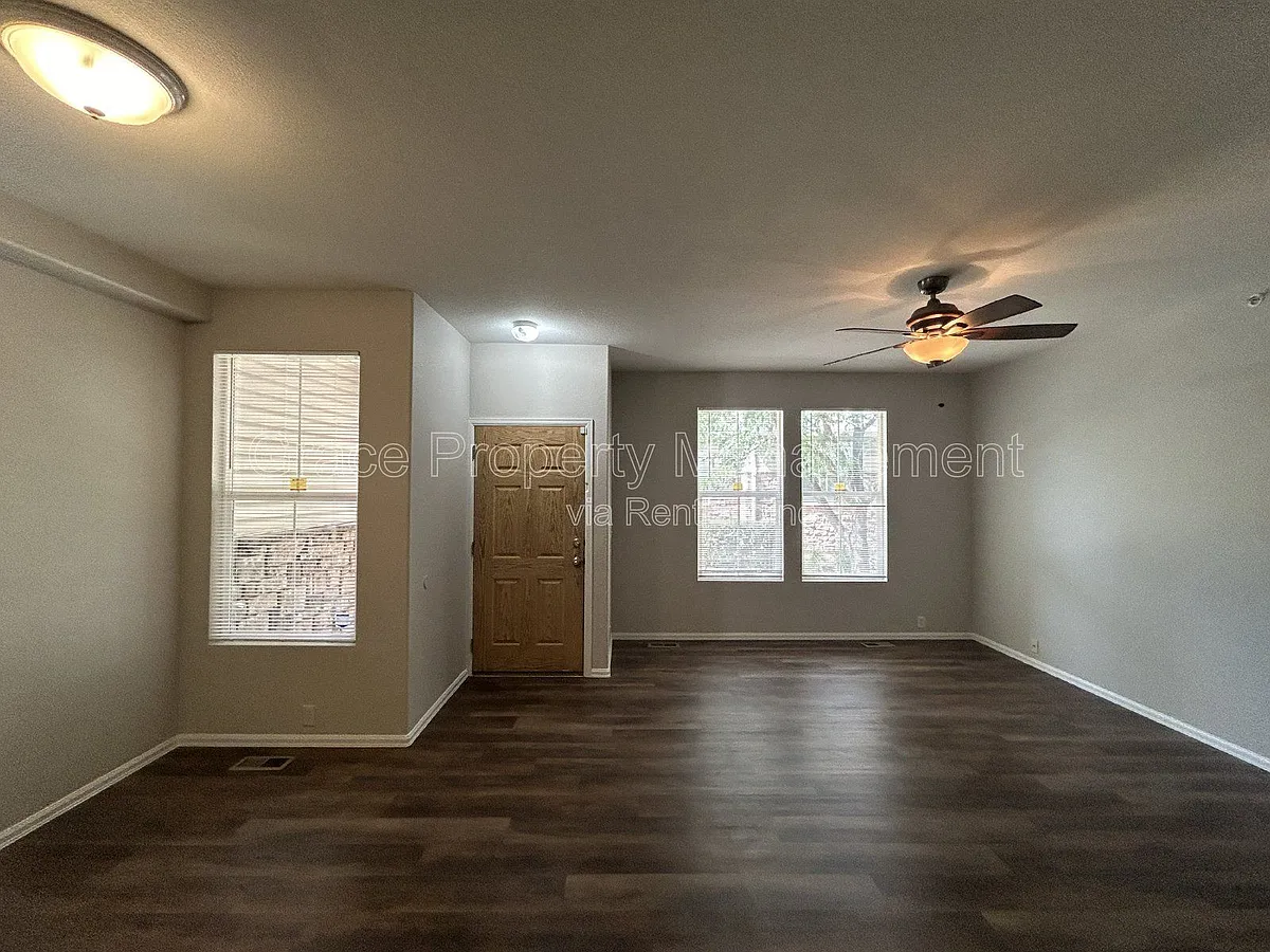 Building Photo - 9758 Laredo St #32B