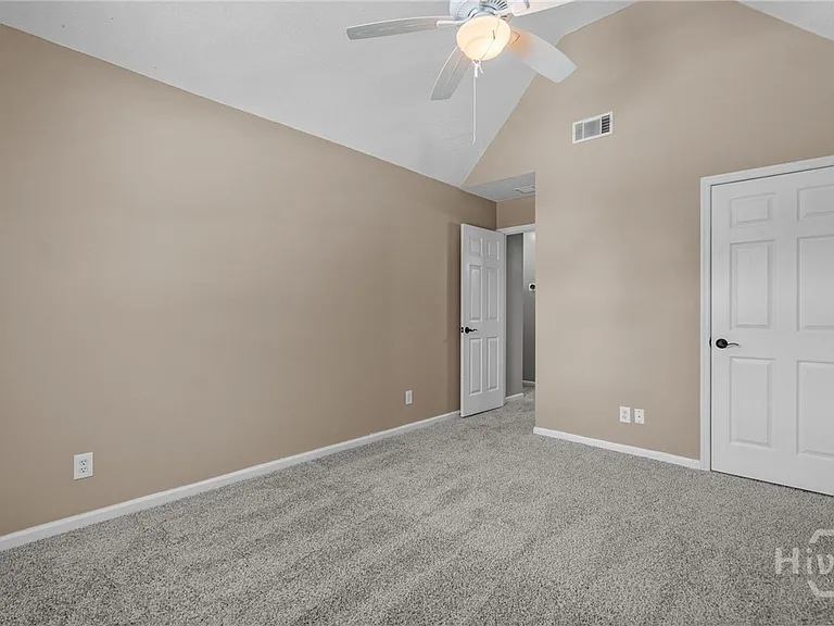 114 Saint Andrews Way — Photo 33