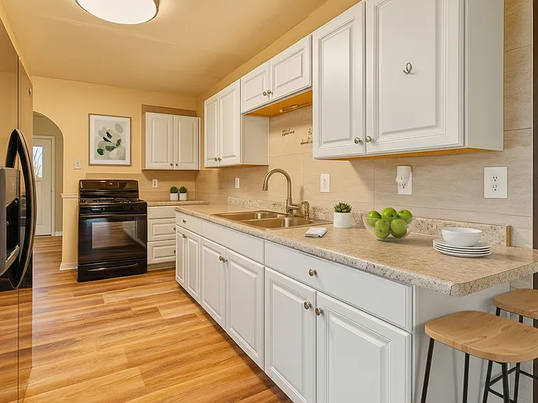 1423 Thomas Ave — Photo 10