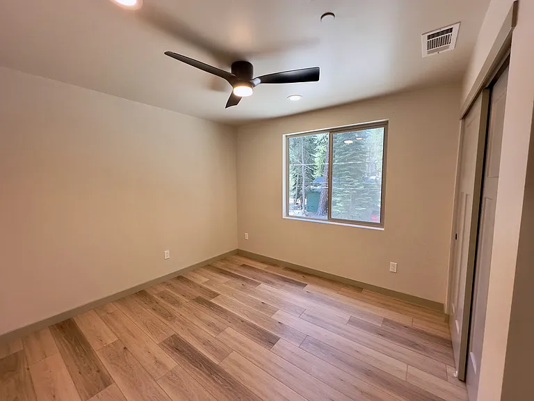871 Glorene Ave #B — Photo 20