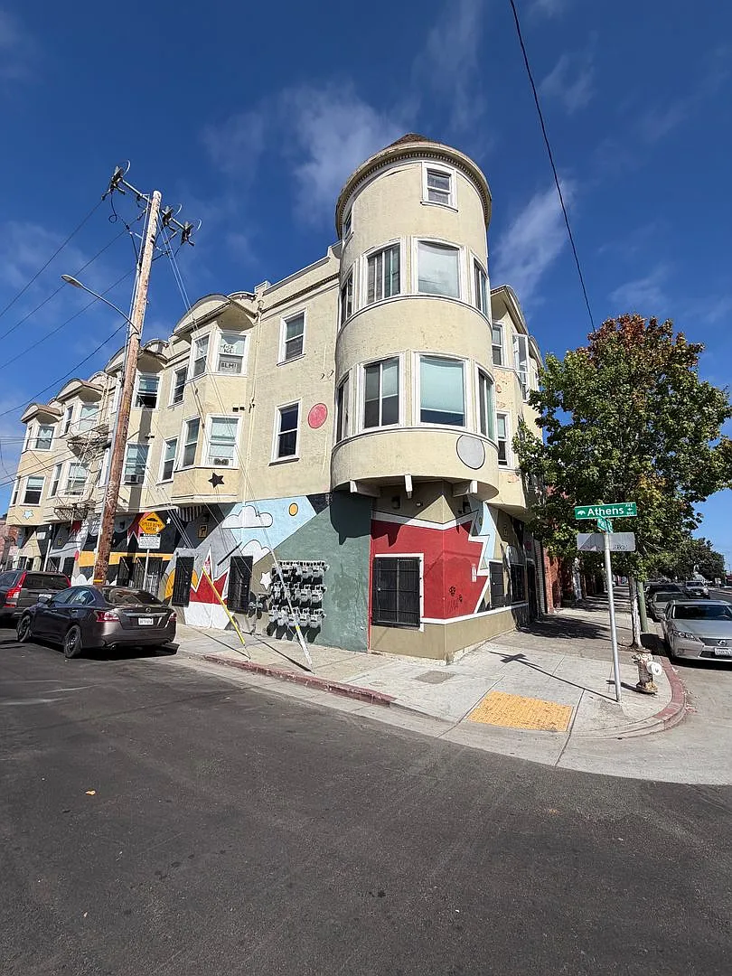 2505 San Pablo Avenue — Photo 1