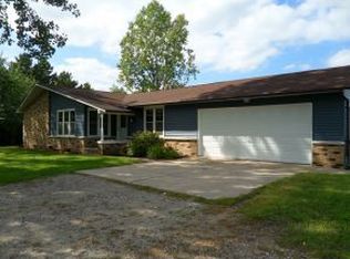 184 Westfield Rd, Oneida, WI 54155