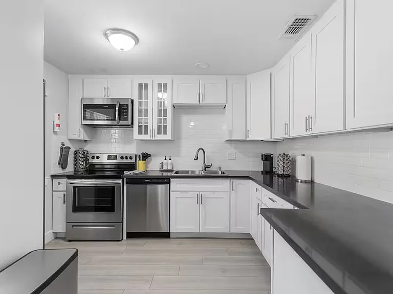 3371 Taylor Rd #1 — Photo 4