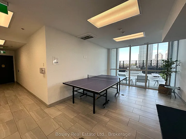 60 Charles St W #1110 — Photo 14