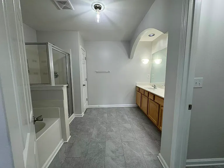 3919 Snipes Ct — Photo 12