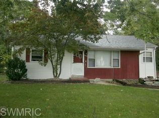 2832 Range St, Kalamazoo, MI 49004