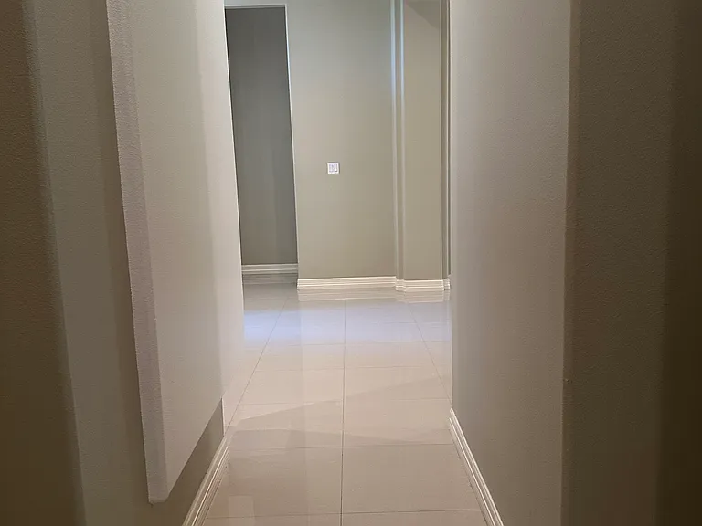 2605 Grand Canal Dr — Photo 6