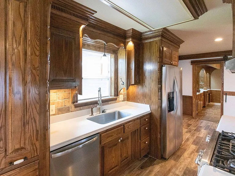1803 Midwestern Pkwy — Photo 7