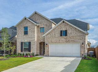 2811 Silver Leaf Dr, Argyle, TX 76226