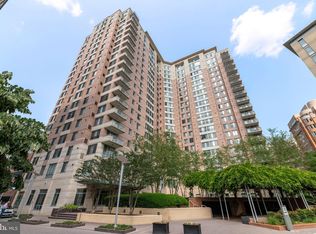 851 N Glebe Rd APT 405, Arlington, VA 22203