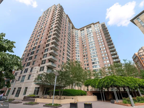 851 N Glebe Rd APT 405, Arlington, VA 22203