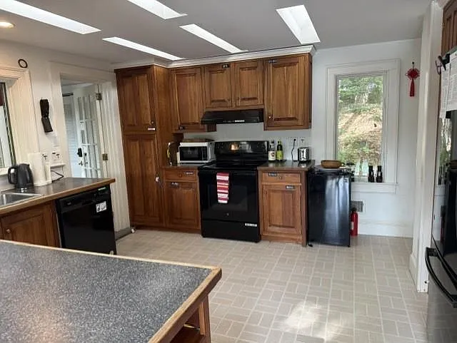 2 bed, 1477 sqft, $2,200 — Photo 3