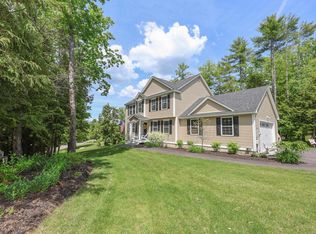 28 Sandybrook Dr, Raymond, NH 03077