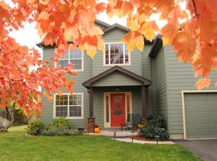 151 N Front St, Talent, OR 97540