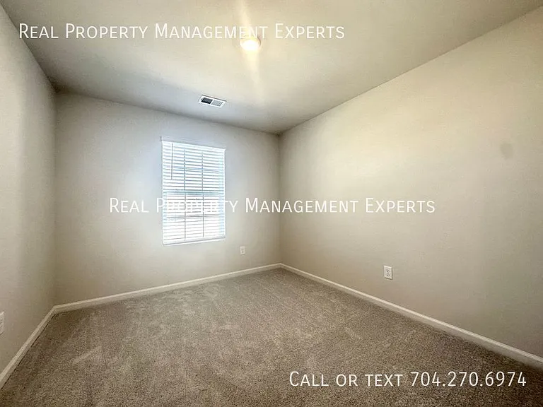 13123 Cottage Crest Ln — Photo 16