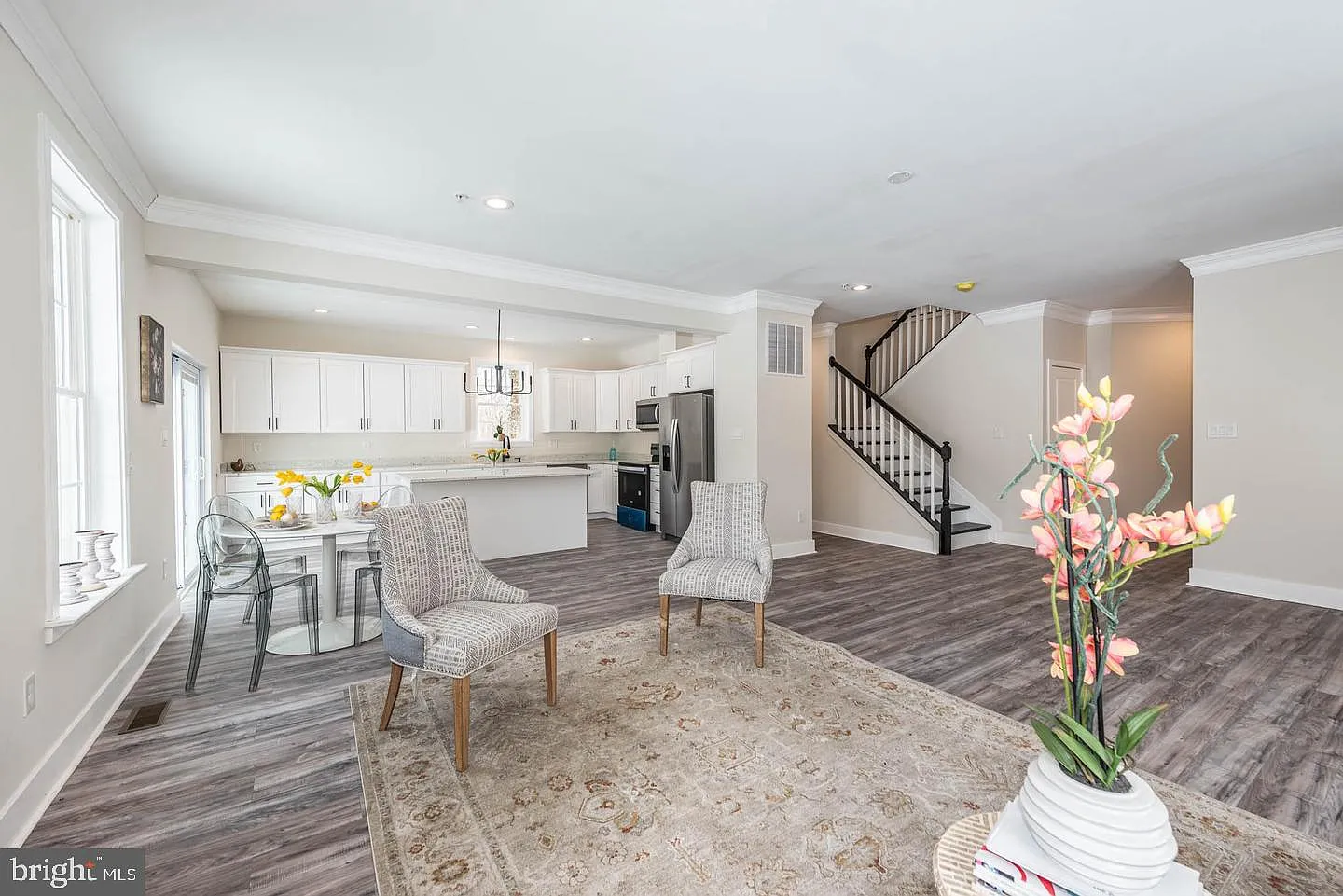 4 bed, 4.5 bath, 2936 sqft, $4,500 — Photo 4