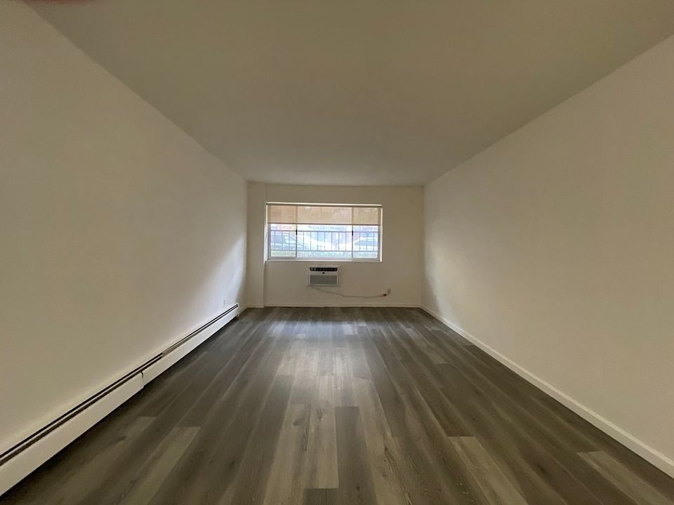 1st image of 75-23 113th St #1