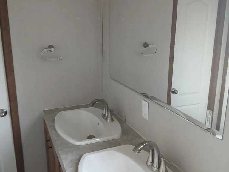 Meadowlark MHC LLC - Rent to Own — Photo 31
